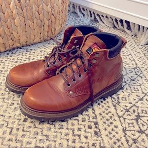Vintage Sketchers leather hiking boots